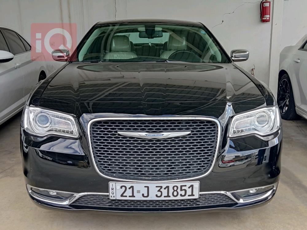 کرایسلەر 300